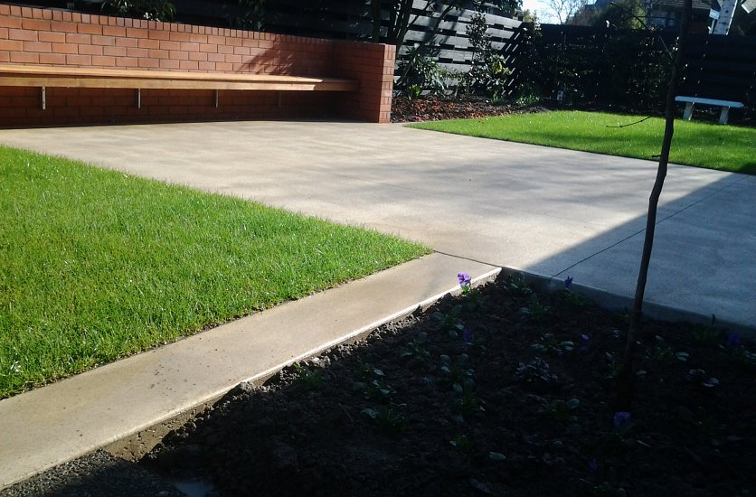 Residential landscaping image