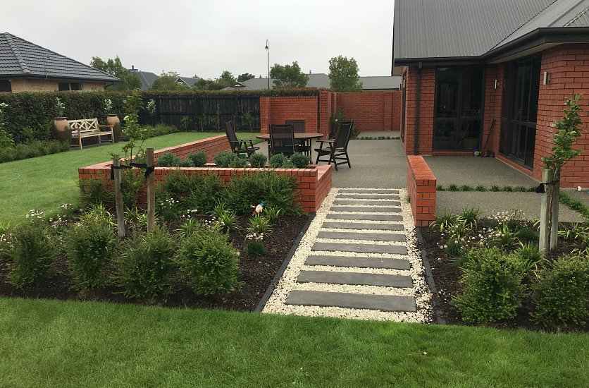 Residential landscaping image